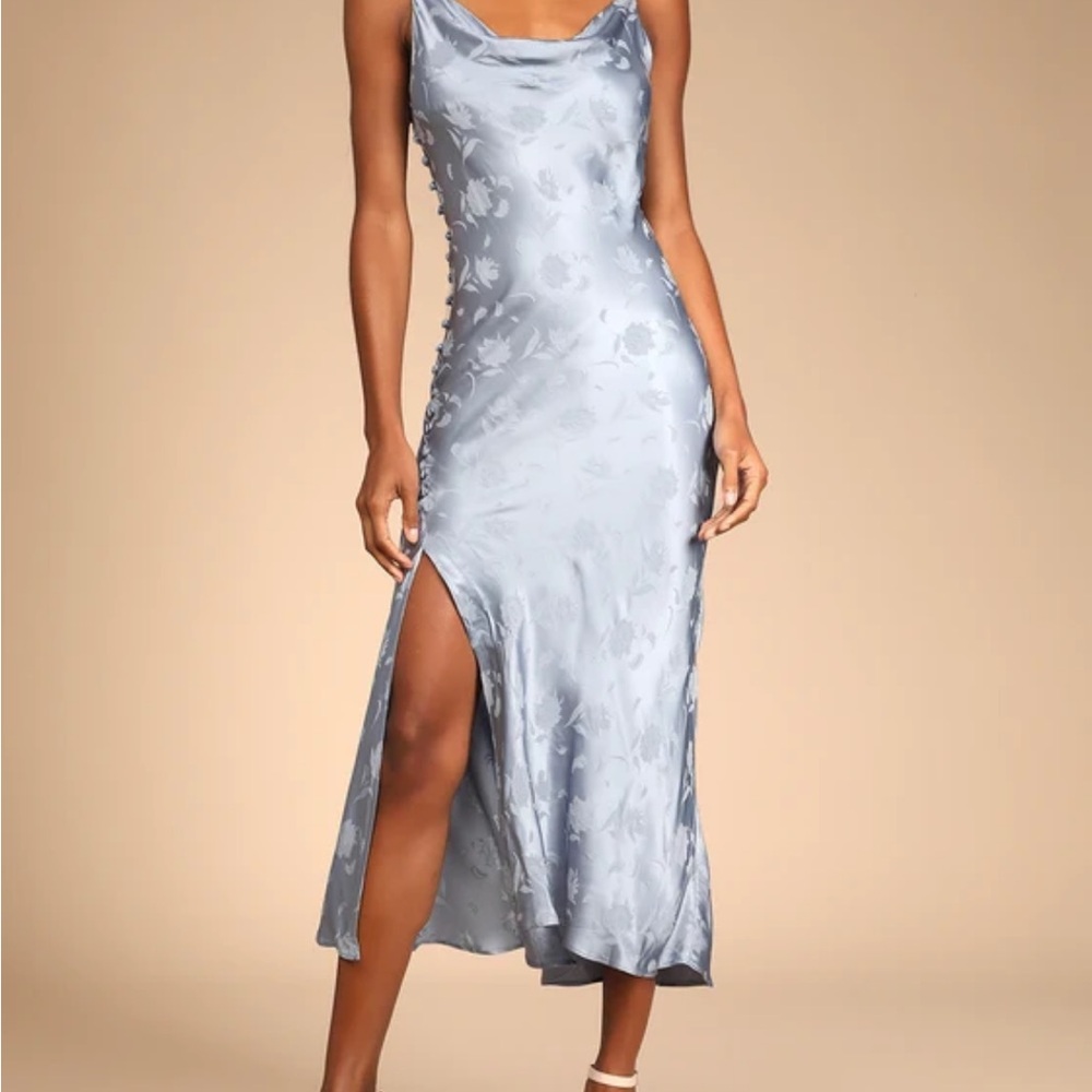 Lulu's Blue Floral Midi Dress